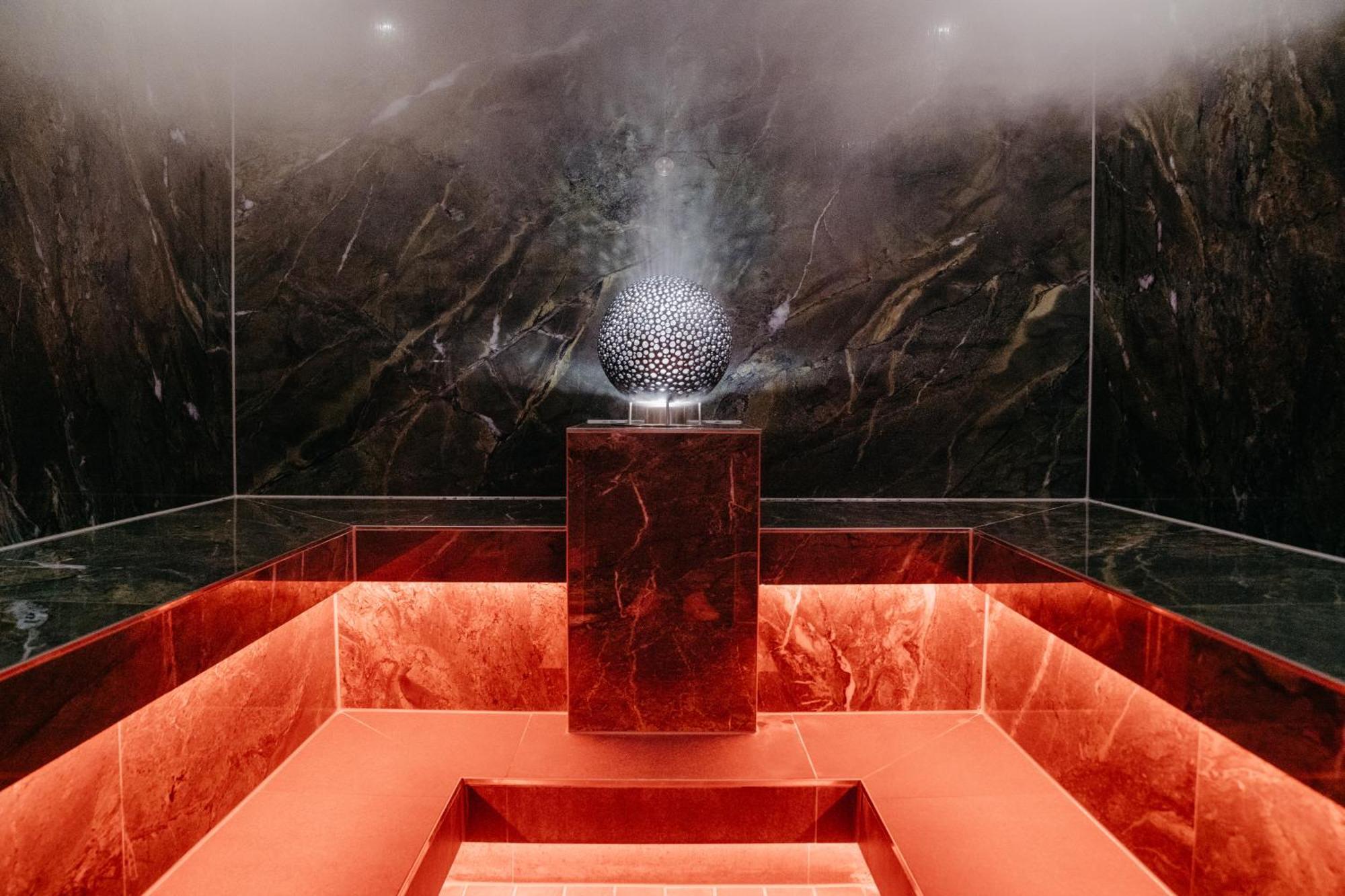Flair Waldkrug Hotel 4*
