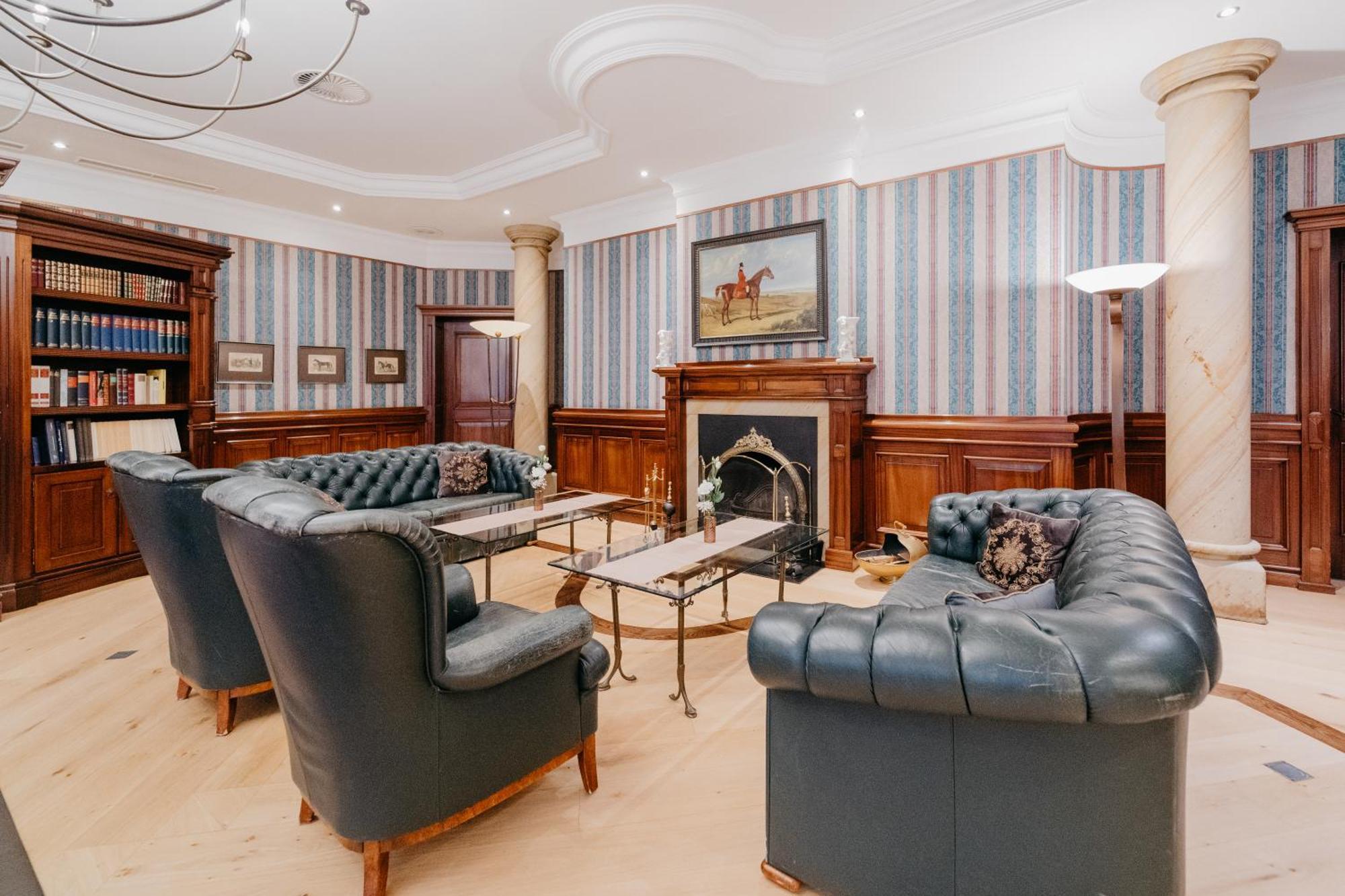 Hotel Flair Waldkrug Delbruck